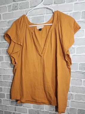 Universal Thread Mustard V-Neck Flutter Sleeve Top